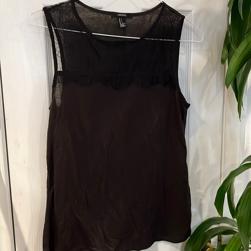 Forever 21 Black eyelash lace top size large